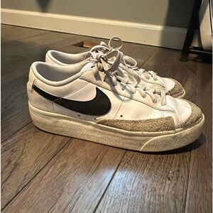 Nike Platform Blazer‎ Size 8.5